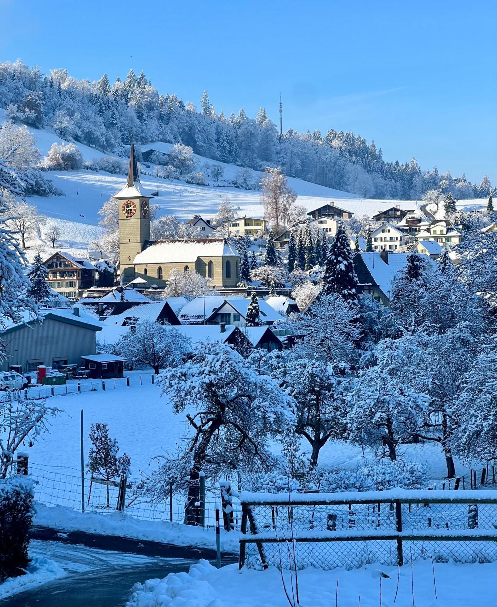 Apartment Im Emmental Oberburg ภายนอก รูปภาพ